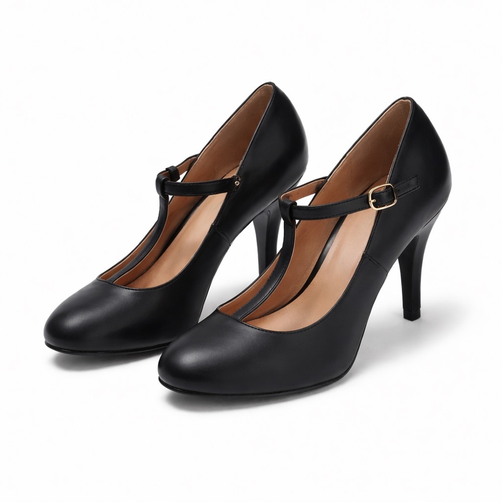 Journee Collection Black T-Strap Heels – Size 7.5